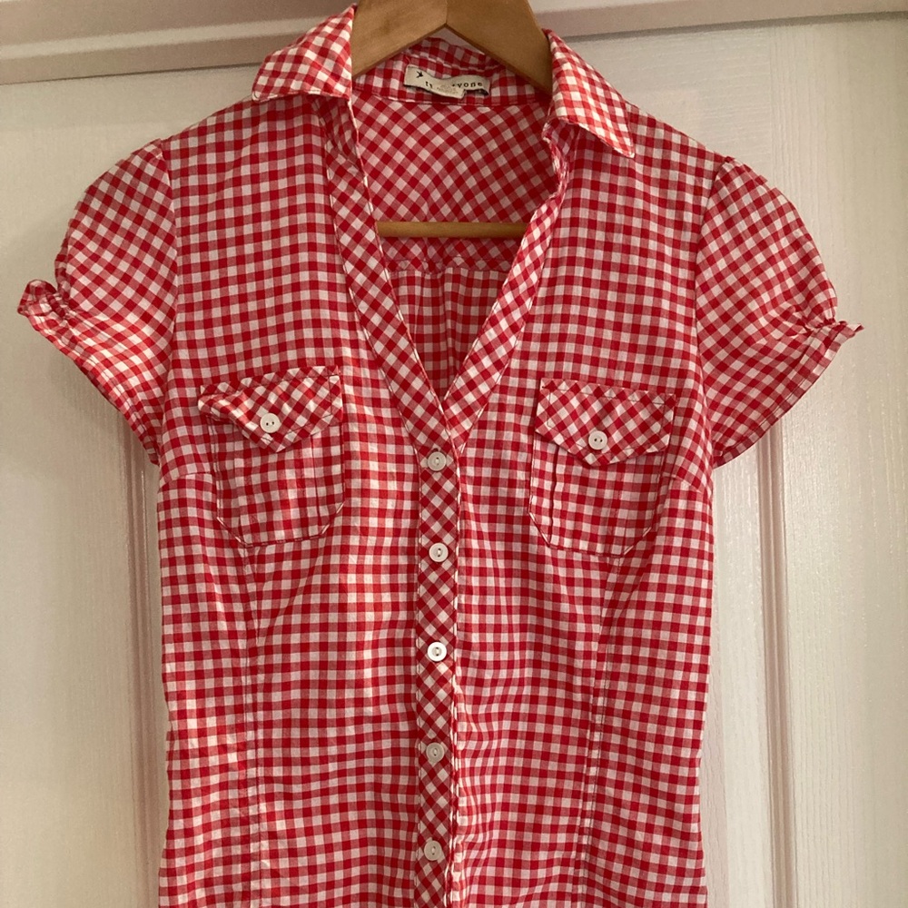 Forever 21 Red and white plaid Checkered button Shirt with smock